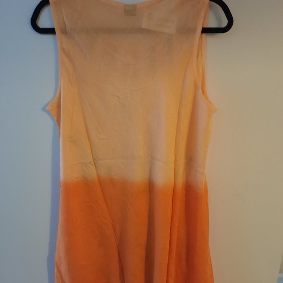 Beach Dress - Picture 2 of 2